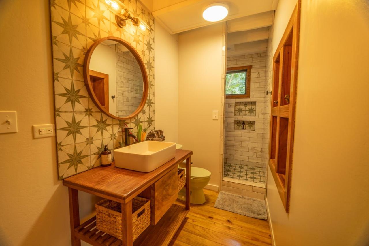 Roam Yoga & Wellness Lodge Бокас дел Торо Екстериор снимка